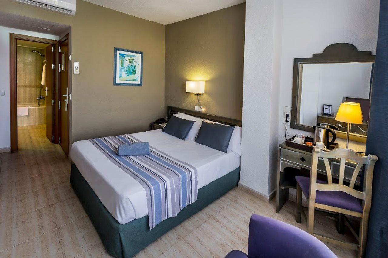 Catalonia Ses Estaques - Adults Only Hotel Santa Eularia des Riu Kültér fotó